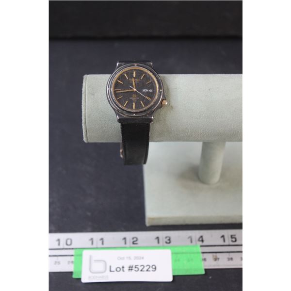 Seiko Watch - Some Wear, Works