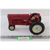 Image 1 : Cockshutt 1850 Die Cast Model Tractor - 1:16 Scale - Some Wear