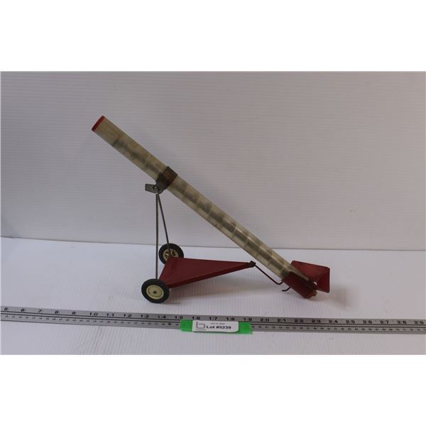 Grain Auger 1:16 Model Scale Toy - Some Wear