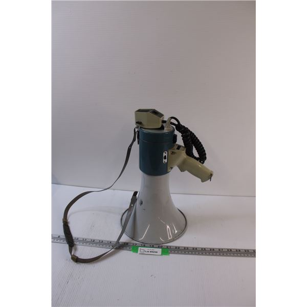 Fanon Megaphone - As Is, May Need Batteries