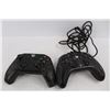 Image 3 : (1) Xbox 360 Controller, (2) Xbox One Controllers