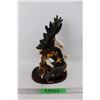 Image 1 : The Canadian Wilderness Fighting Bald Eagle Figurine Decor