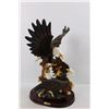 Image 2 : The Canadian Wilderness Fighting Bald Eagle Figurine Decor