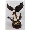 Image 5 : The Canadian Wilderness Fighting Bald Eagle Figurine Decor