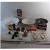 Image 1 : Enamel & Plastic Bowls, Pedi Paws - Tested, Figurines, Christmas Ornament, Black's DX Camera and Ass