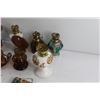 Image 3 : Miniature Kerosene Lamps and Ceramic Decorations