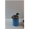 Image 11 : Looney Bin, Duck Decorations and Glass Duck Candy Dish