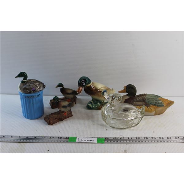 Looney Bin, Duck Decorations and Glass Duck Candy Dish