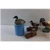 Image 2 : Looney Bin, Duck Decorations and Glass Duck Candy Dish