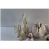 Image 2 : Ceramic Swan Decorations and Planters