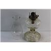 Image 4 : Glass Kerosene Lamp