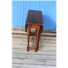 Image 5 : Antique Drop Leaf Table (39"x30"x29")