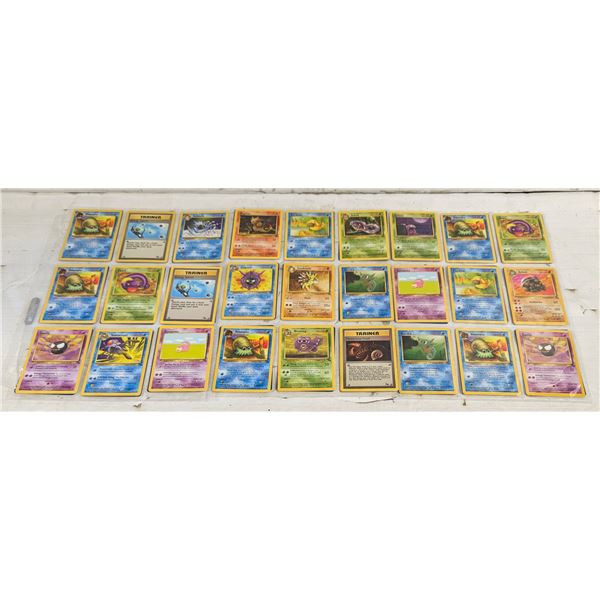 x54 OLD 1995,96,98 POKEMON COLLECTORS CARDS M/MN