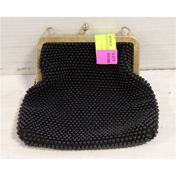 BEADED PURSE WITH BROKEN CLASP