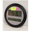 Image 1 : DIGITAL CLOCK W/CALENDAR & TEMPERATURE READING 9"