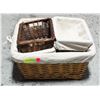 Image 1 : WICKER BASKETS - LINED 3 - SET OF 4