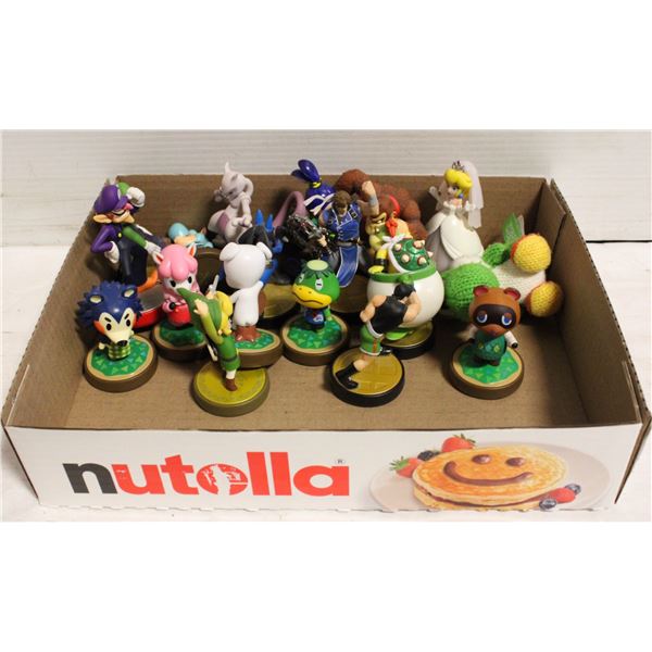 COLLECTION OF AMIIBO FIGURES