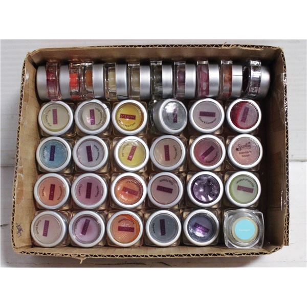 BOX OF SCENTSY - SAMPLE SIZE WAX SCENTS