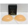Image 1 : ADHESIVE STRAPLESS BRA - C- NEW