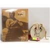 Image 1 : DENE ABORIGINAL BISON DRUM & PHOTO BOOK