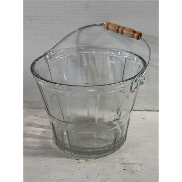 DECORATIVE GLASS BUCKET