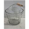 Image 1 : DECORATIVE GLASS BUCKET