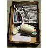 Image 1 : UTENSILS PKG WITH KNIVES AND SILVERWARE