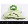 Image 1 : NEW LEAF GREEN GOOGLY EYE FISH CLAW CLIP HAIR