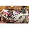 Image 6 : 1996 YAMAHA THUNDERCAT YZF600R R 599CC MOTORCYCLE