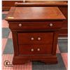 Image 1 : SOLID WOOD 3-DRAWER NIGHT STAND - VELVET
