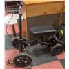Image 1 : KNEE SCOOTER STEERABLE CRUTCH W/BRAKES