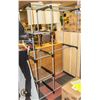 Image 1 : LIGHTWEIGHT CLOTHES HANGING RACK+SHELVES