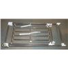 Image 1 : FOLDABLE CLOTHES RACK