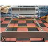 Image 1 : QUEEN SIZE BEDFRAME WITH HEADBOARD FOOTBOARD