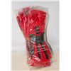Image 1 : 6PRS OF LARGE RED GRIP SPORTS GLOVES