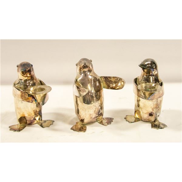 LOT OF STEEL PENGUIN DECORATIVE STATUES