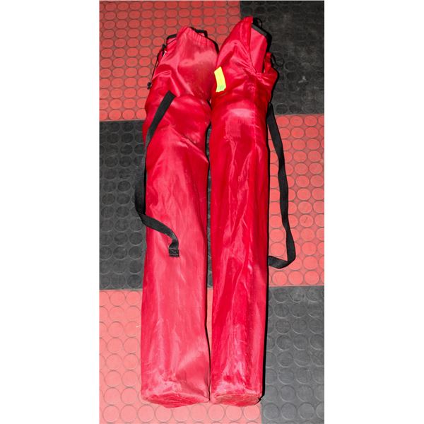 2 FOLDABLE LAWN CHAIRS - RED