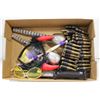 Image 1 : COSTUME ACCESSORIES GLASSES, KNIFE, BULLETS ETC.