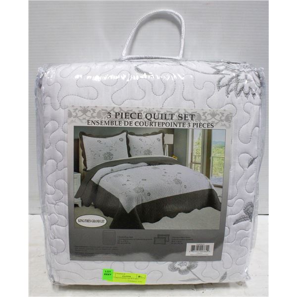 NEW 3 PIECE KING QUILT SET