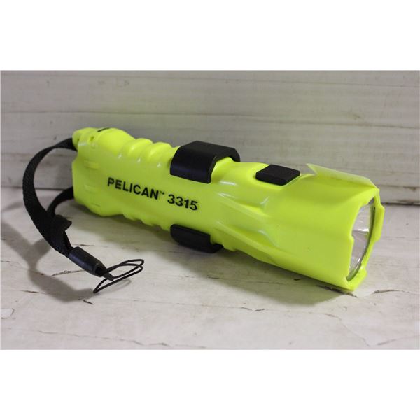 PELICAN 3315 FLASHLIGHT WATERPROOF AND DUST-PROOF