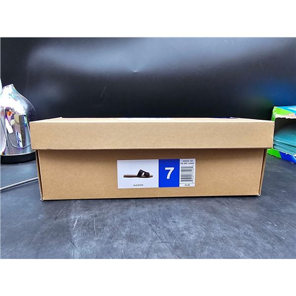 Black Sandals (size 7)