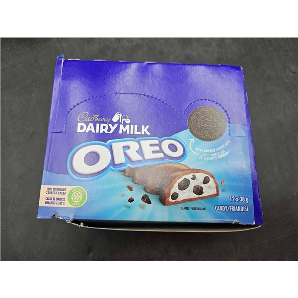 Cadbury Dairy Milk Oreo Candy Bars (12 x 38g)