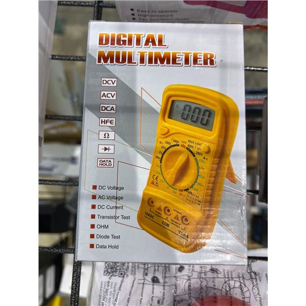 Digital handheld multimeter