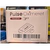 Image 1 : Fingertip pulse oximeter