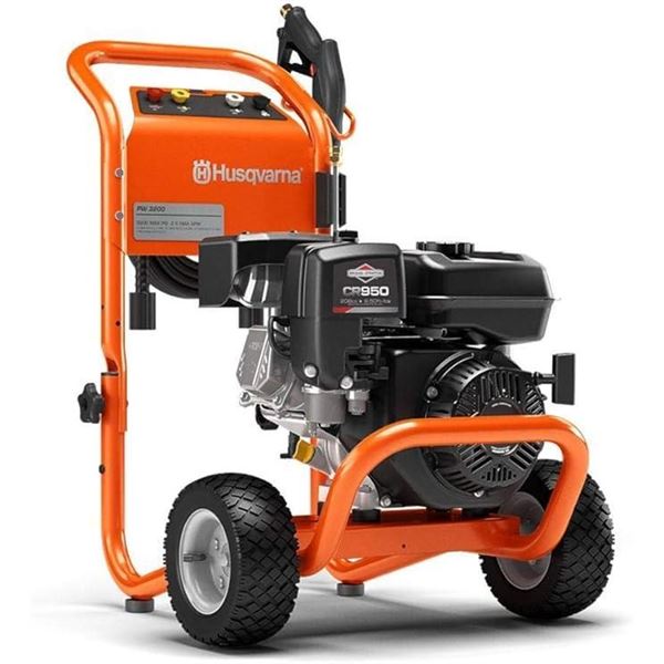 Husqvarna 967979301 HB32 2.5 GPM 3200 PSI Pressure Washer w/ 30 ft Flexible Hose
