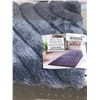 Image 2 : Riviera Home Waves Bath Mat 22" x 36"