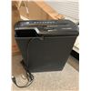 Image 3 : AmazonBasics 8-Sheet Strip-Cut Paper, CD and Credit Card Home Office Shredder with AmazonBasics SP12
