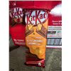 Image 2 : NESTLÉ KITKAT Salted Caramel Wafer Chocolate Bars, 120 g x 15 Bars