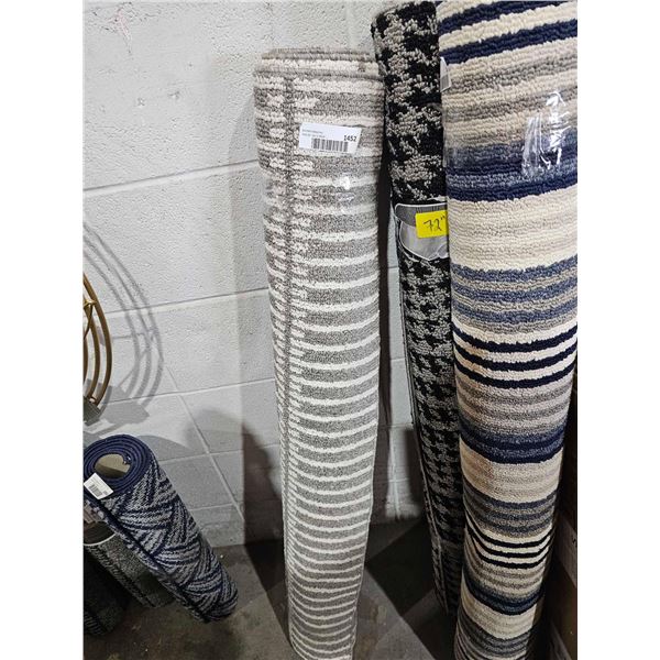 Light Gray & White  Area Rug - 72x46"