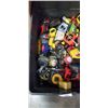 Image 2 : LARGE TOTE FULL OF TAPE MEASURES, SOME NEW